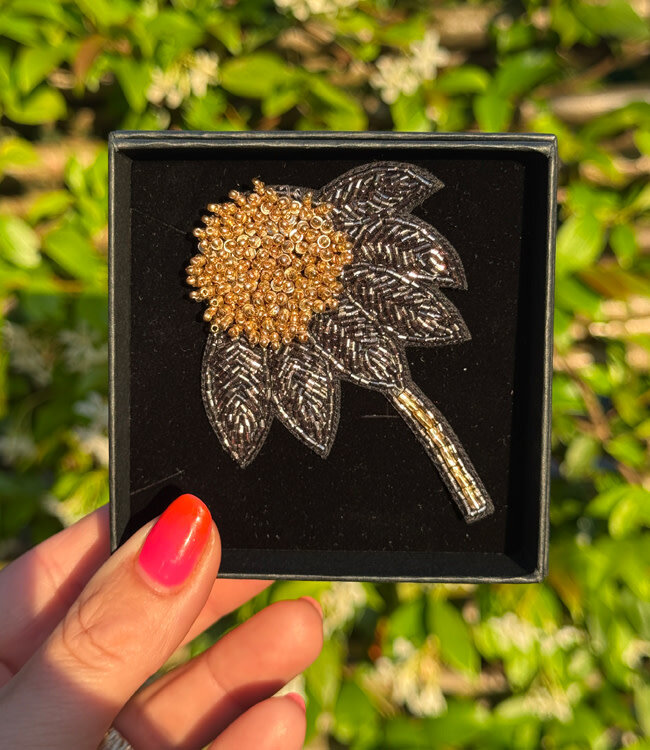 FAIRTRADE broche ZONNEHOED met pailetten en kralen