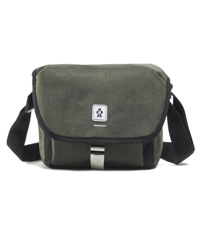 crumpler proper roady half photo