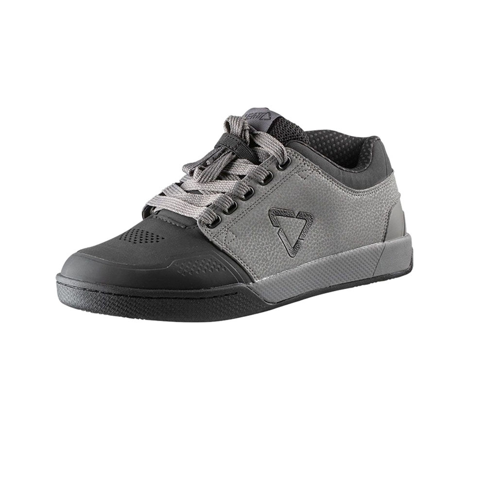 leatt clipless shoes