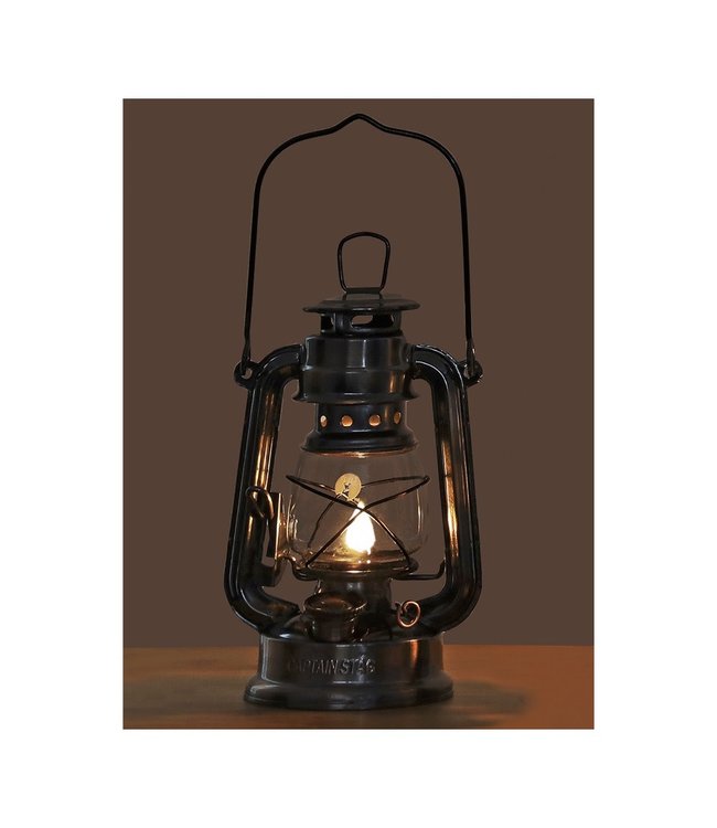 Captain Stag Oil Lanter