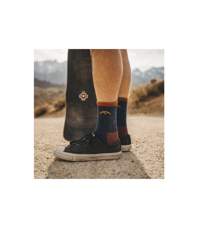 Darn Tough Men's Hiker Micro Crew Midweight With Cushion