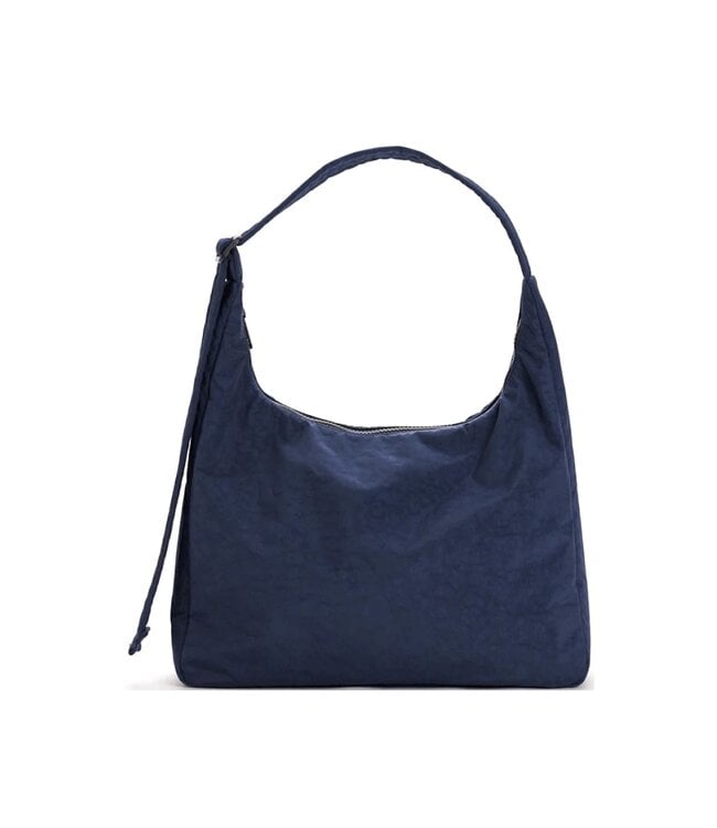 Baggu medium crescent bag | Baggu bags, Pretty tote bags, Purse outfit