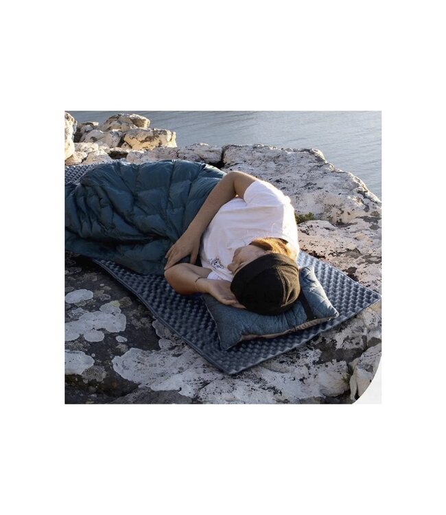 Nature Hike 2.2 Egg Rest Folding Moisture-Proof Pad