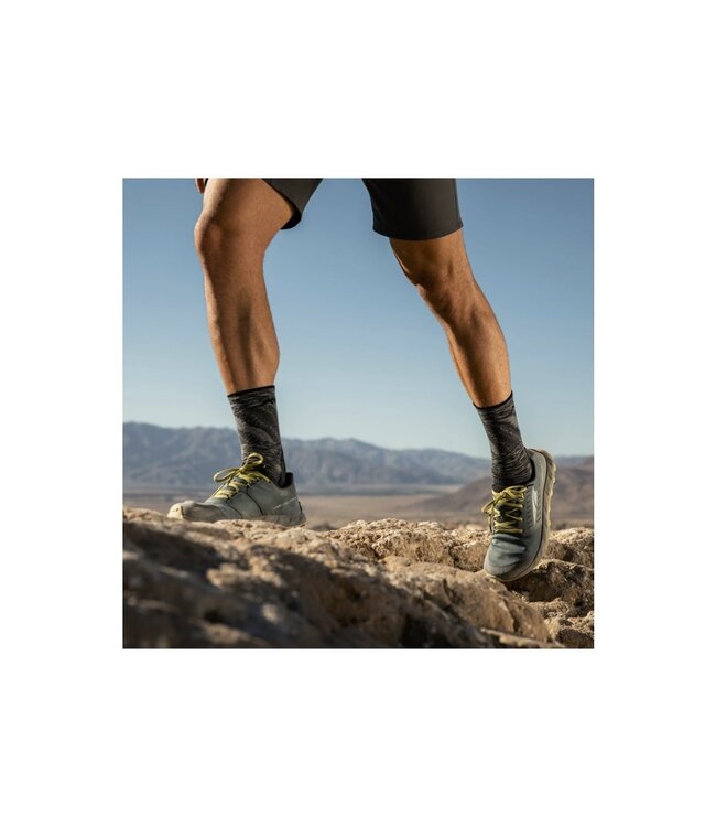 Darn Tough Men's Light Hiker Micro Crew Lightweight Hiking Sock