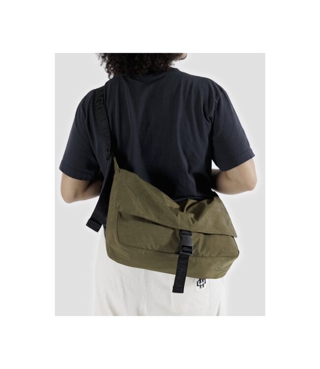 Baggu Nylon Messeger Bag