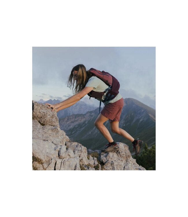 Black Diamond Women's Mission Leather Low WP Approach Shoes