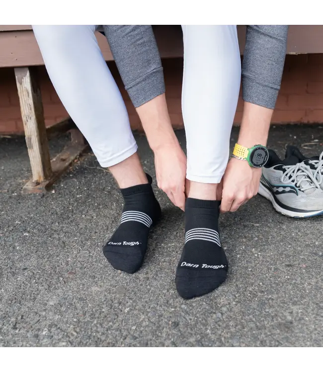 Darn Tough Men's Element No Show Tab Lightweight Running Sock