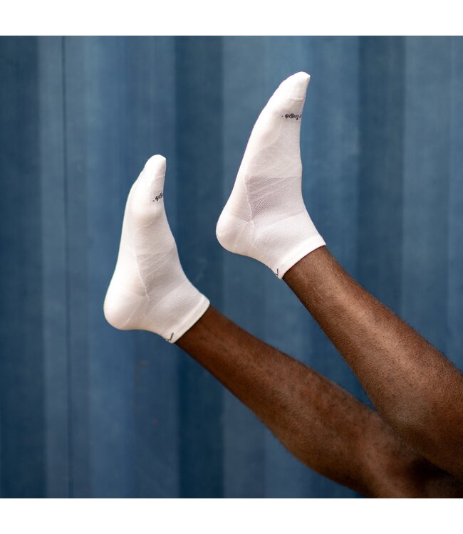 Darn Tough Men's Run Quarter No Cushion Ultra-Lightweight Running Sock