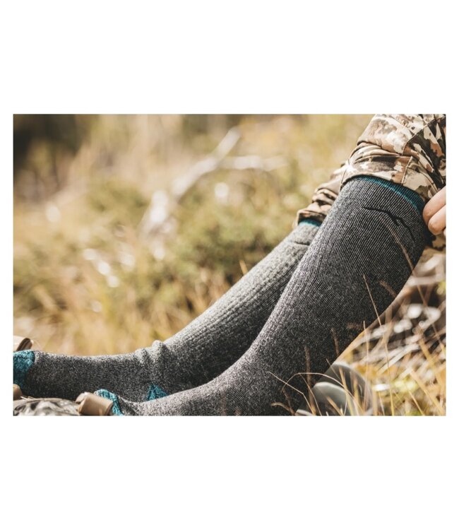Darn Tough Women's Mountaineering Over-the-Calf Heavyweight Hiking Sock
