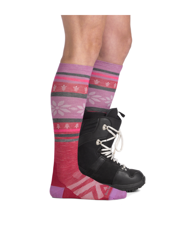 Darn Tough Women's Merino Wool Alphine Lightweight OTC Snow Sock No Cushion