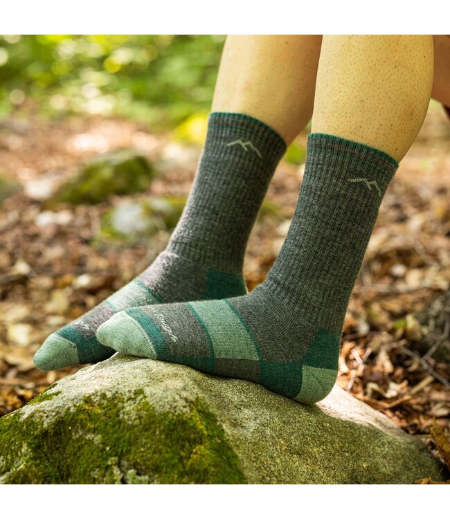 Darn Tough Women's Hiker Boot Midweight Hiking Sock