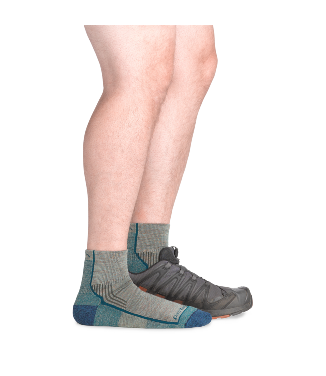 Darn Tough Men's Hiker Quarter Midweight Hiking Sock