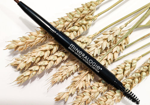 Produits pour les sourcils Produits pour les sourcils