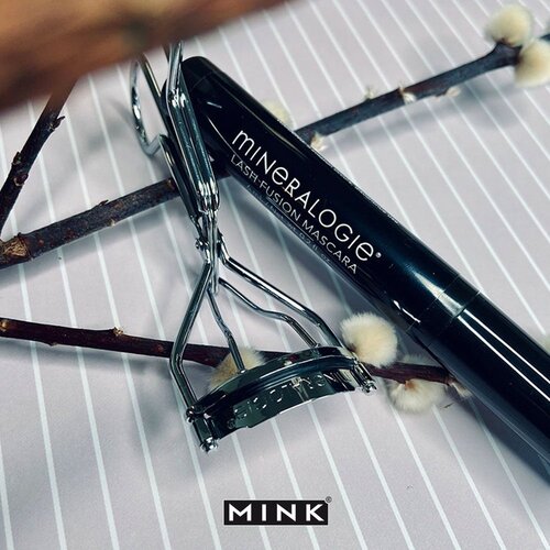 Mineralogie Lash Fusion Mascara - Black Mineralogie Lash Fusion Mascara - Black