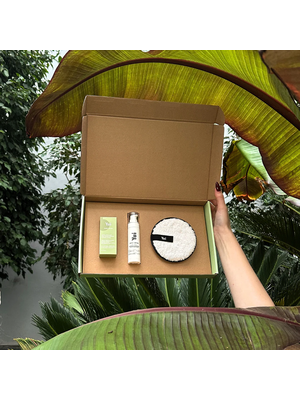 Yui Yui - Geschenkbox 1 Reiniger, Puff & Feuchtigkeitscreme