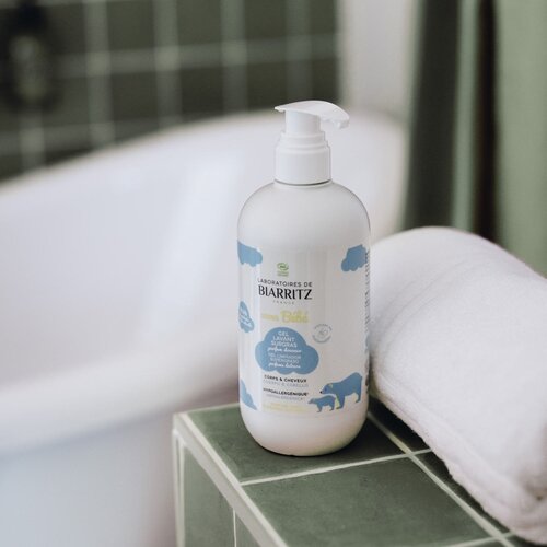 Laboratoires de Biarritz Baby Gently Scented Enriched Cleansing Gel