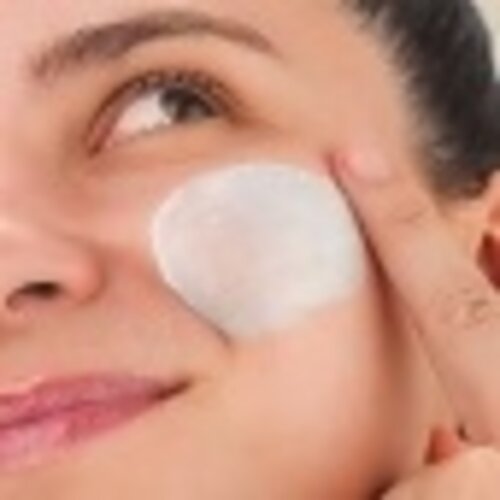 Laboratoires de Biarritz Feuchtigkeitsspendende Gesichtsmaske Laboratoires de Biarritz Feuchtigkeitsspendende Gesichtsmaske