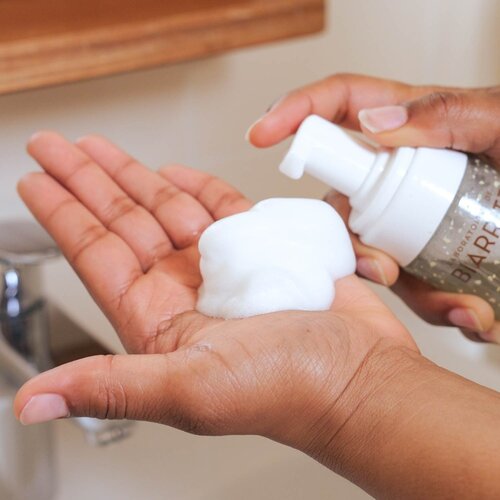 Laboratoires de Biarritz Cleansing Foam