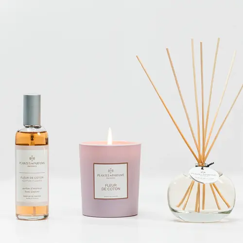 Plantes & Parfums Perfumed Candle - Cotton Flower Plantes & Parfums Perfumed Candle - Cotton Flower