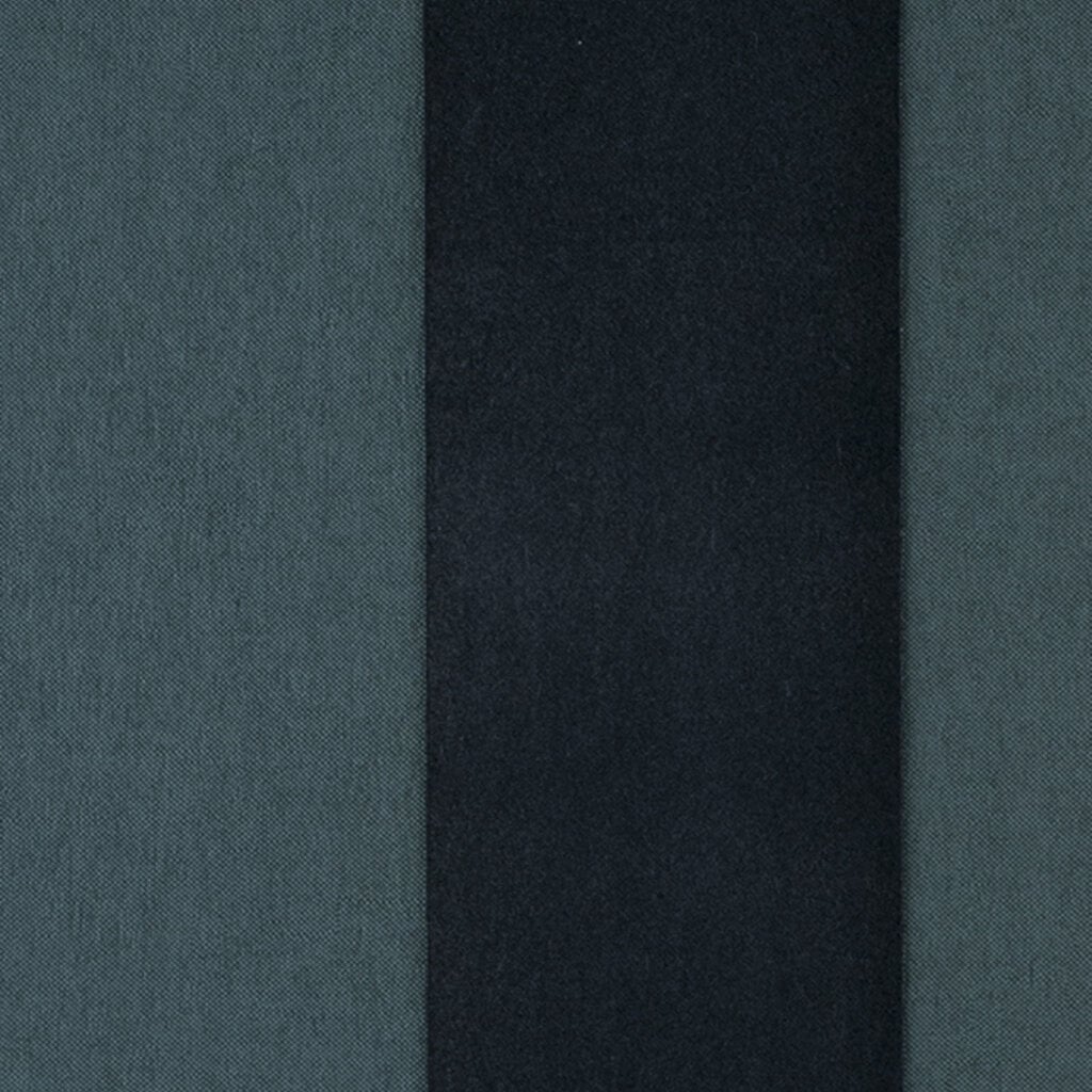 Arte Flamant Suite III - Velvet behang Stripe Velvet and Lin Green 18109