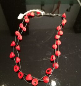 Necklace poppy
