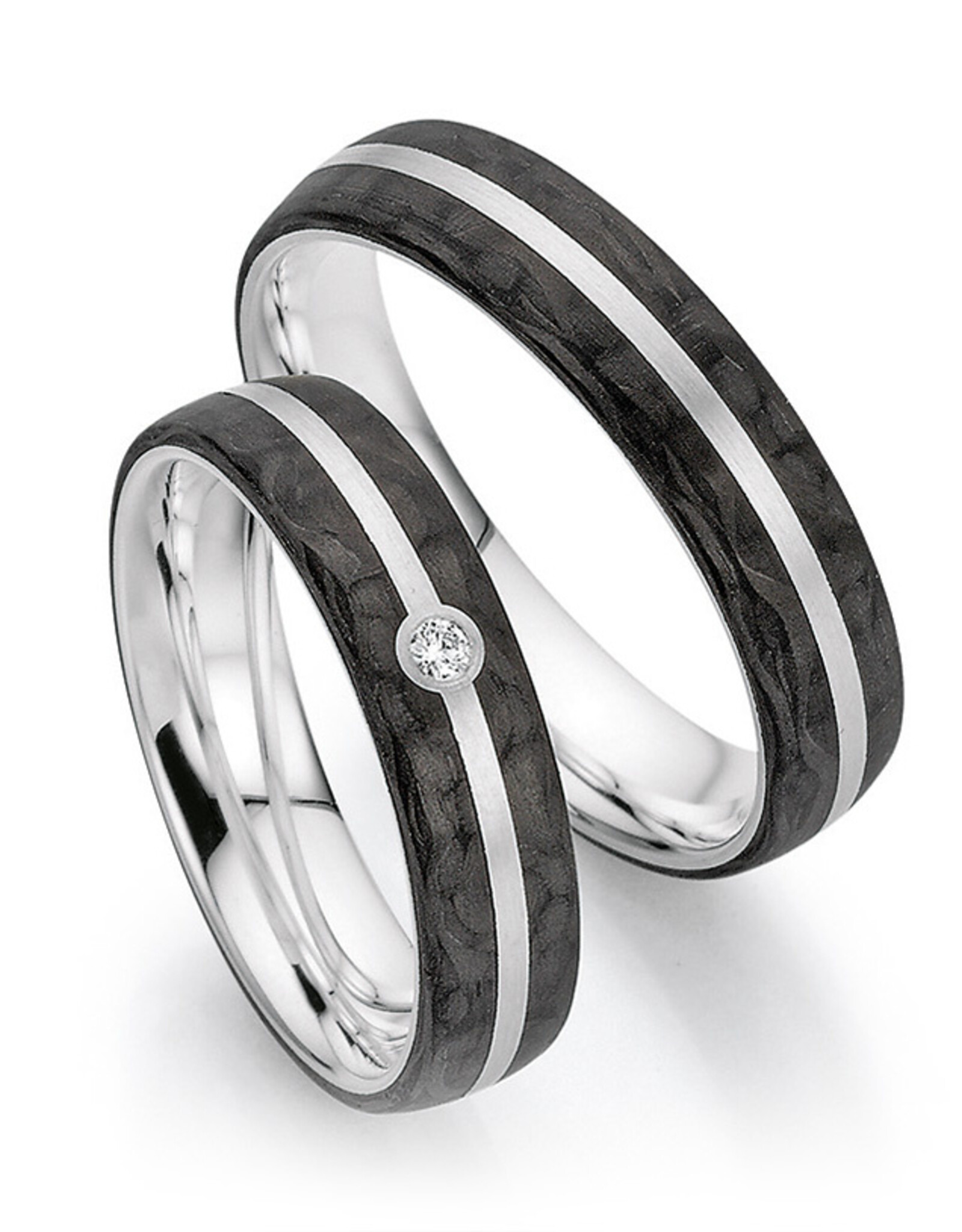 Ring Carbon with diamond