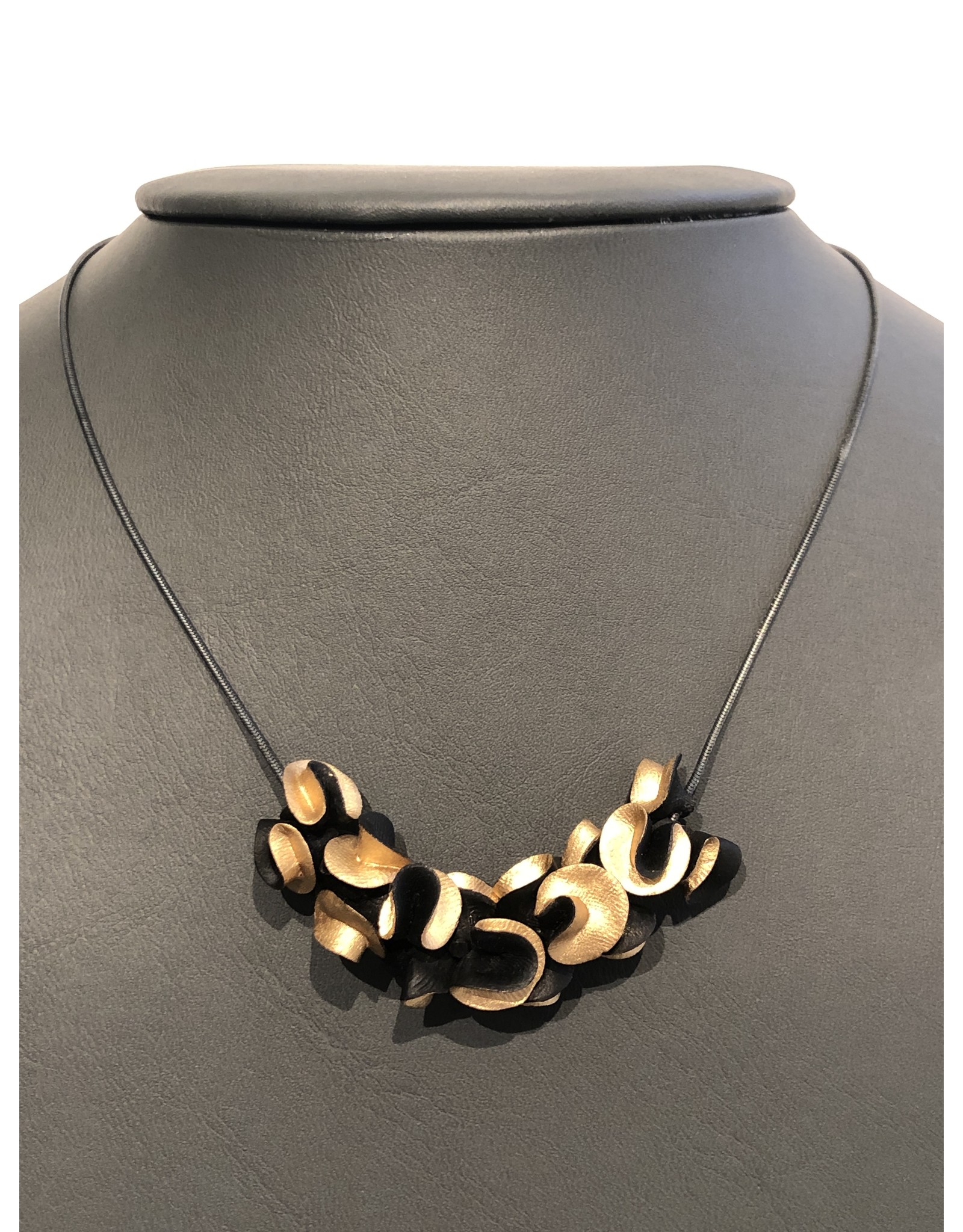 Necklace Coral Black
