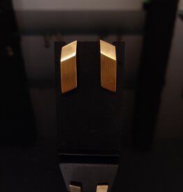 Post earrings sloping geometric shape gold-plated