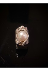 Ring freshwater pearl wrapped