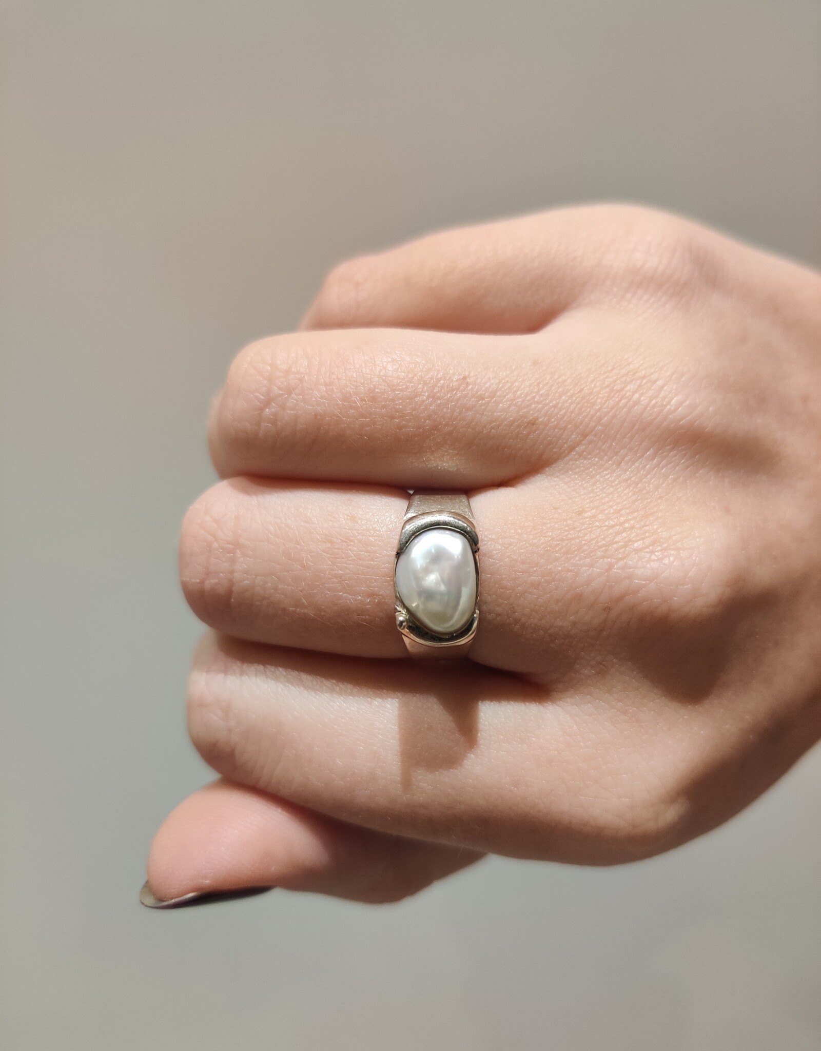 Ring flat pearl mini