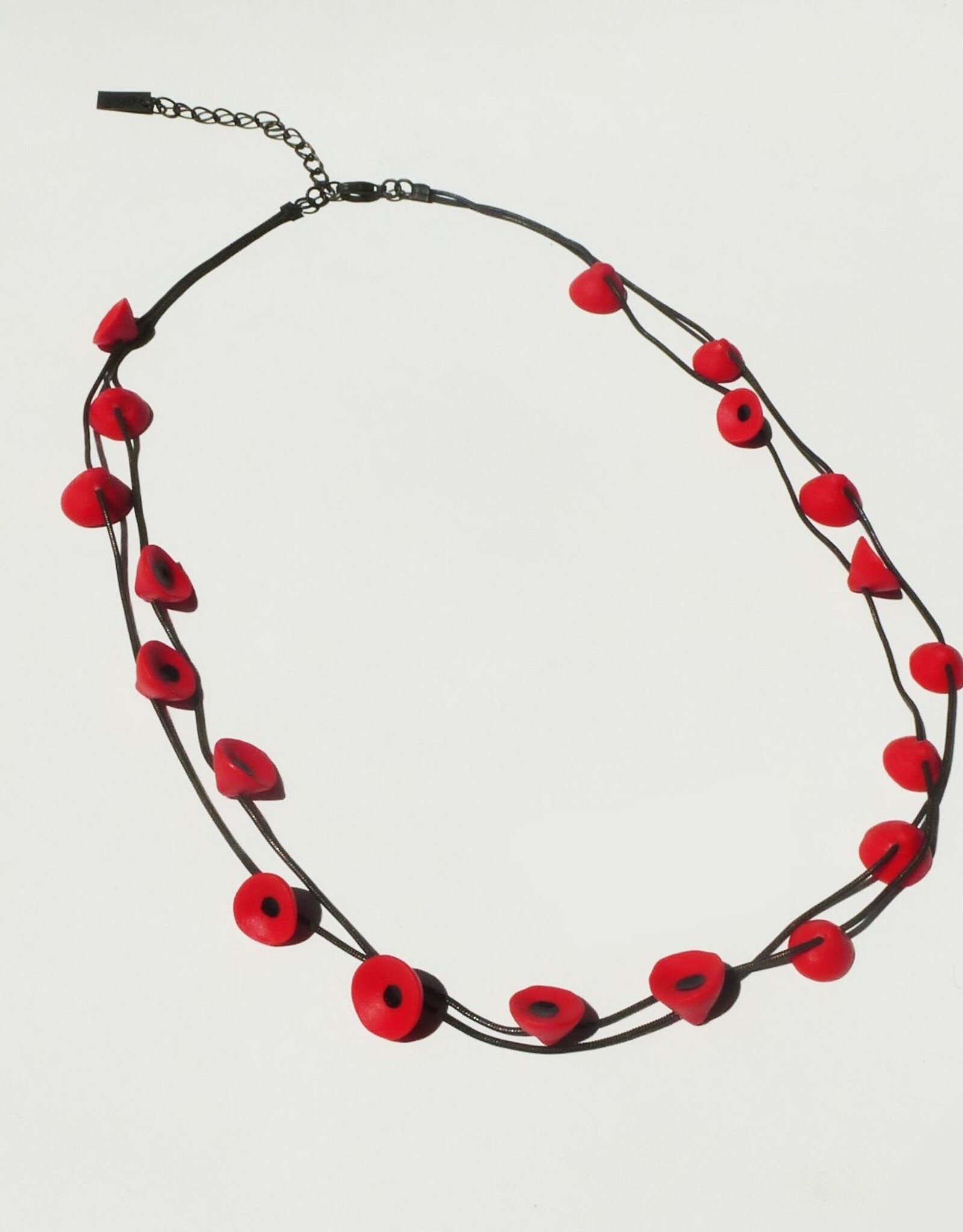 Necklace poppy