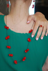 Necklace poppy long