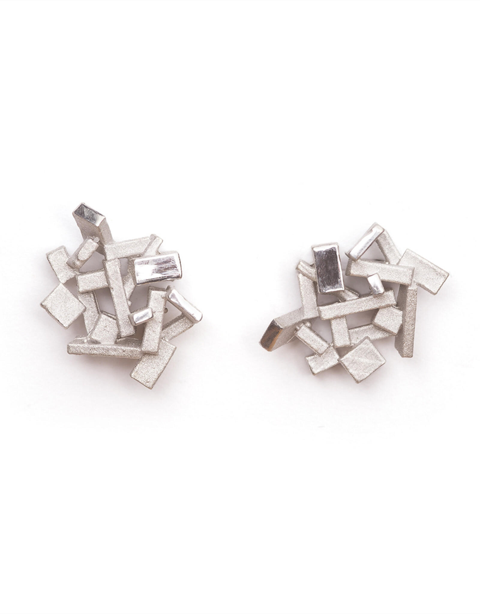 Post earrings cubes M