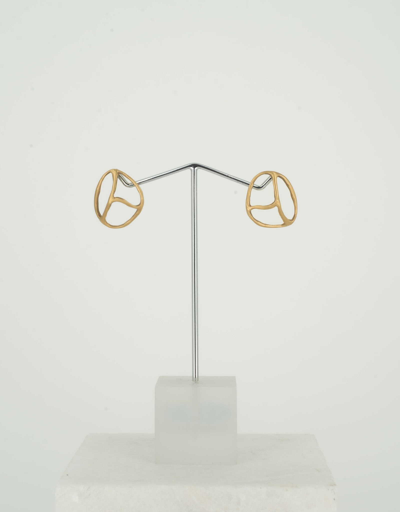 Linea Bronze (small)