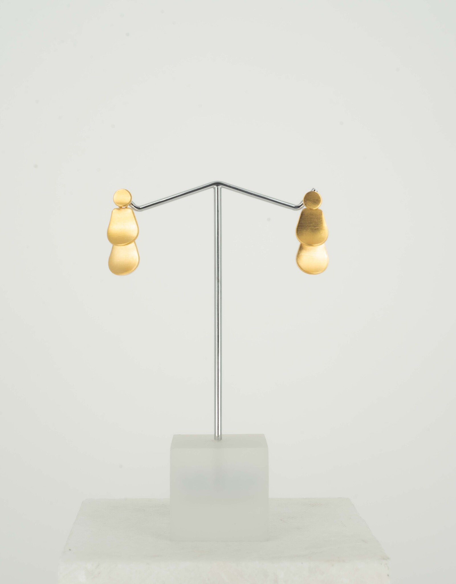 Oorstekers Lichtval verguld