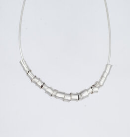 Necklace Midnight Spine
