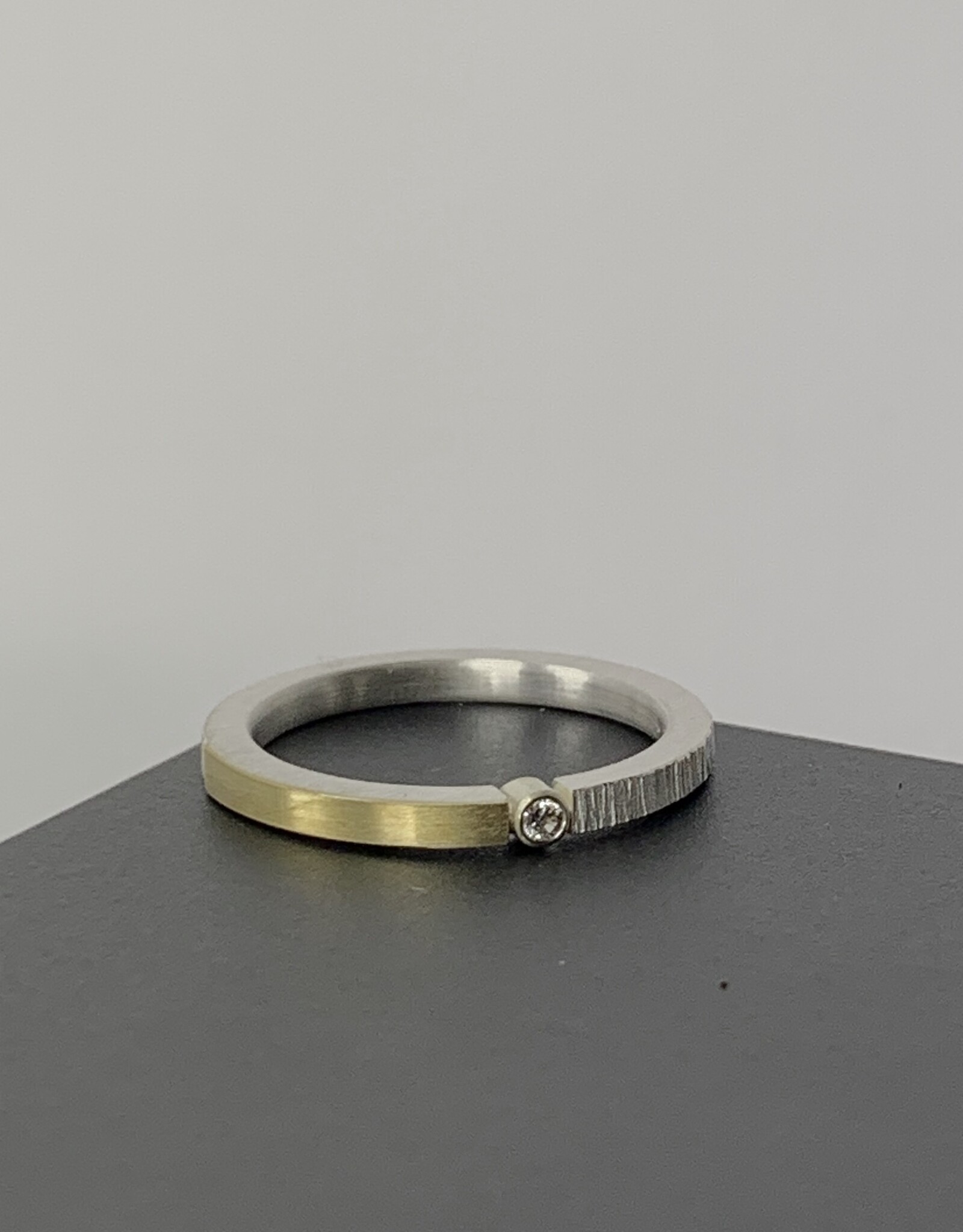 Ring Gold Diamond Small