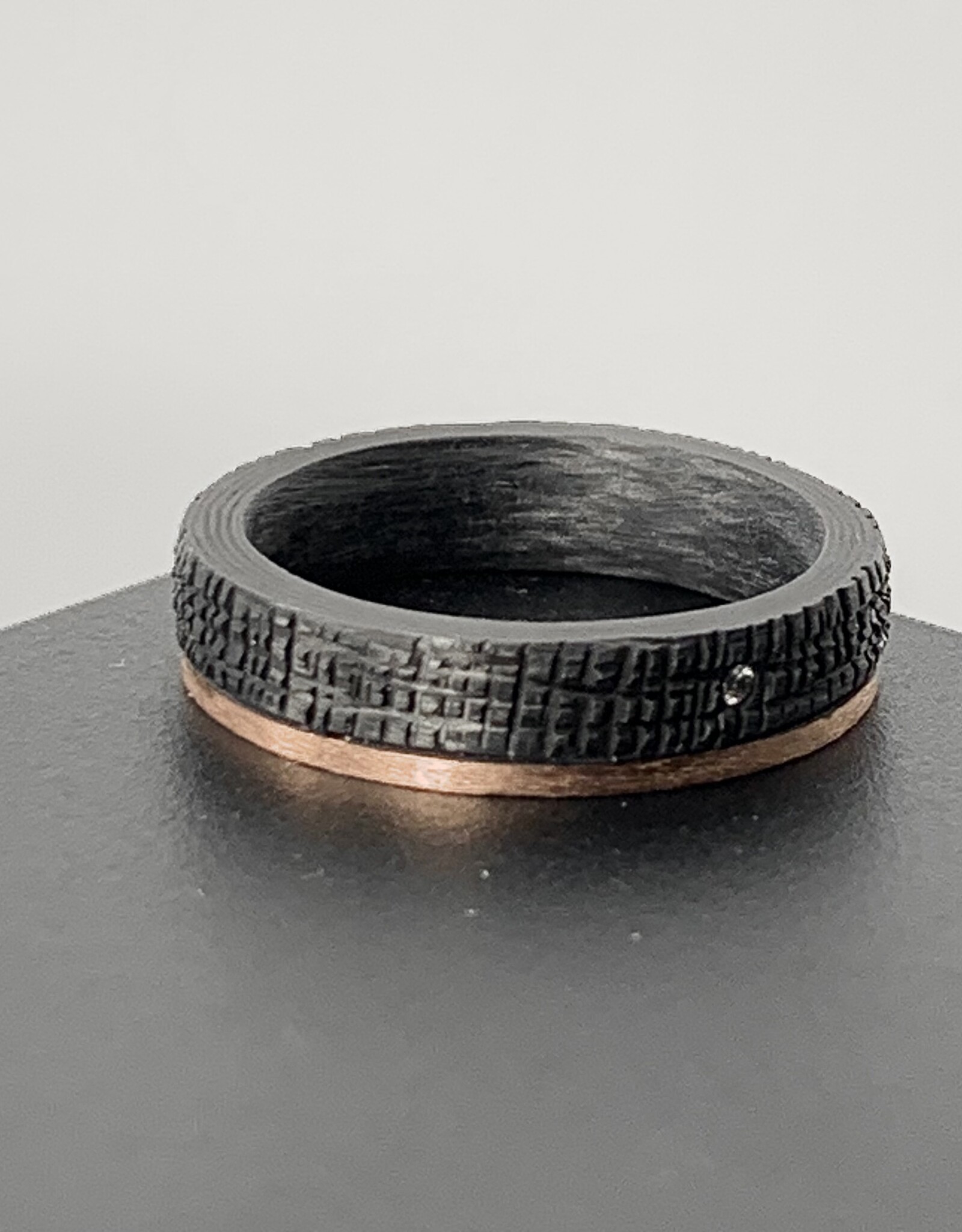 Ring Carbon Diamond Red Gold