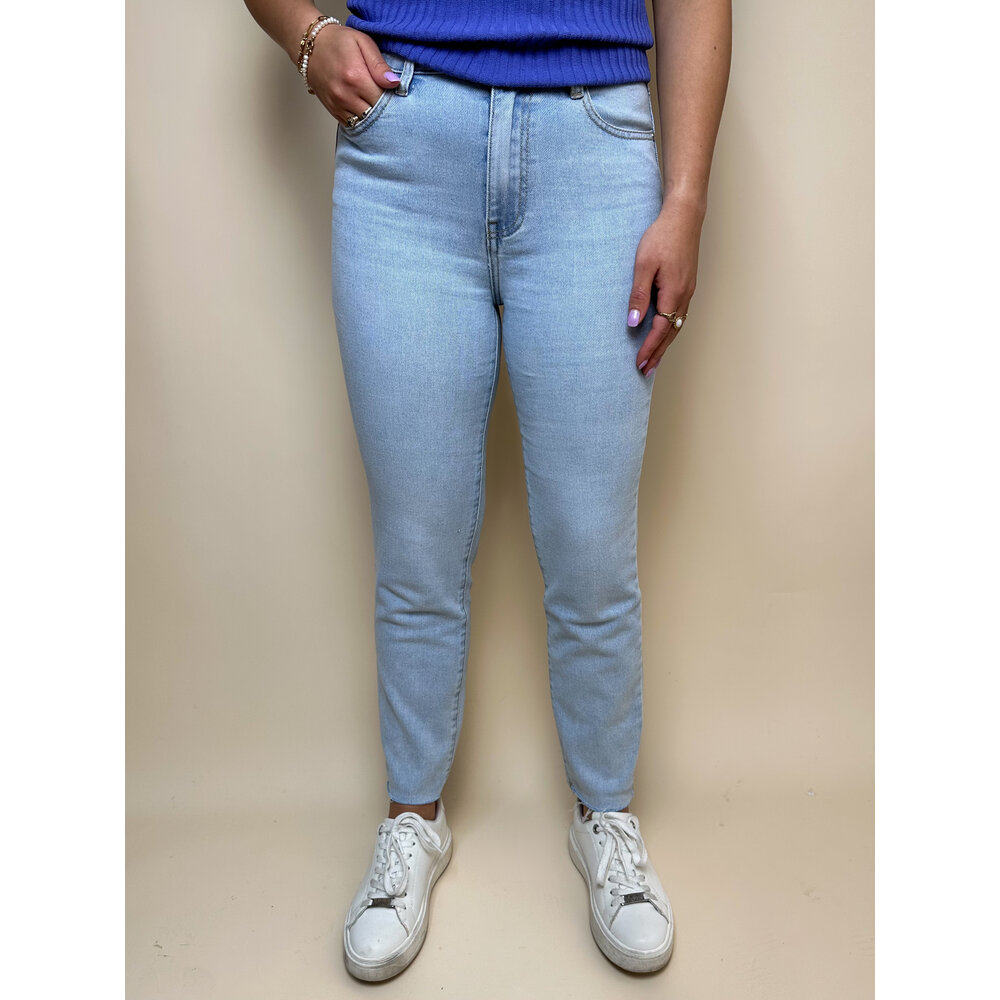 LOTZ & LOT REDIAL MOM JEANS - LIGHT BLUE