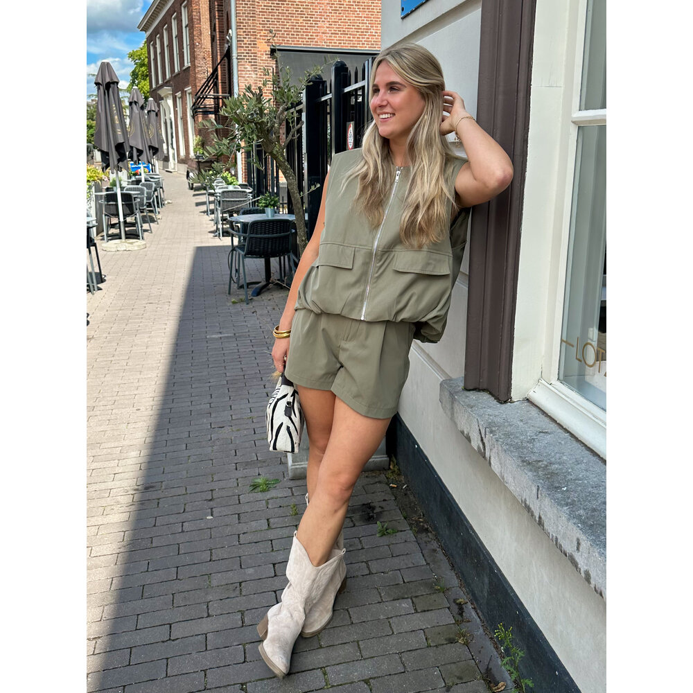 LOTZ & LOT CARGO SHORT - ARMY GREEN