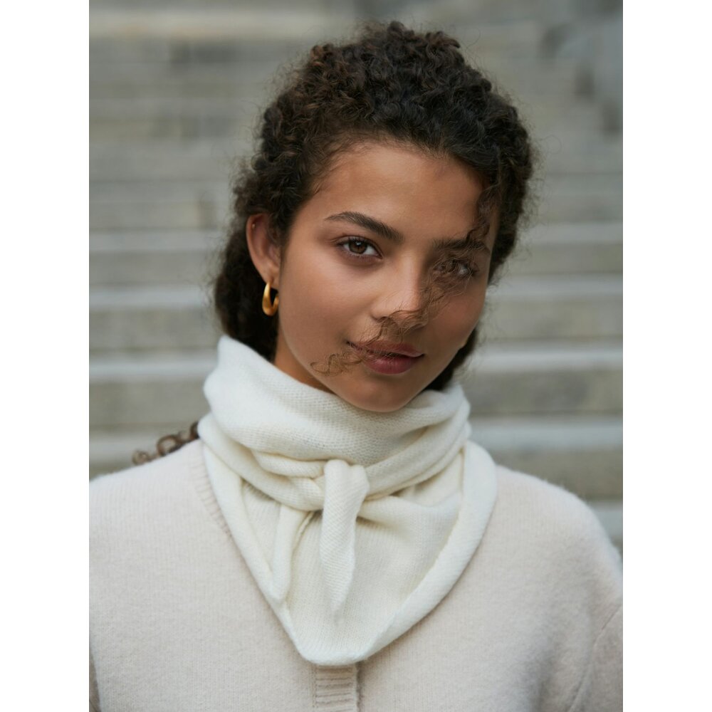 Neo Noir MISTY MEDIUM SCARF - OFF WHITE