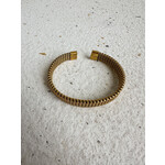 Day & Eve DAISY BANGLE BRACELET - GOLD