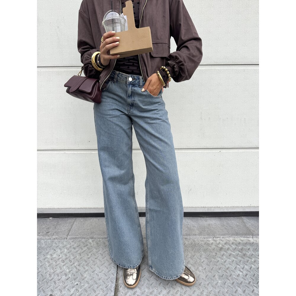 RHUE SLOUCHY FLARE JEANS - CANYON SKY RETRO DRDENIM RHUE SLOUCHY FLARE JEANS - CANYON SKY RETRO