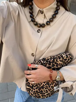 Le Veer NOVA NECKLACE - CHOCOLATE BROWN