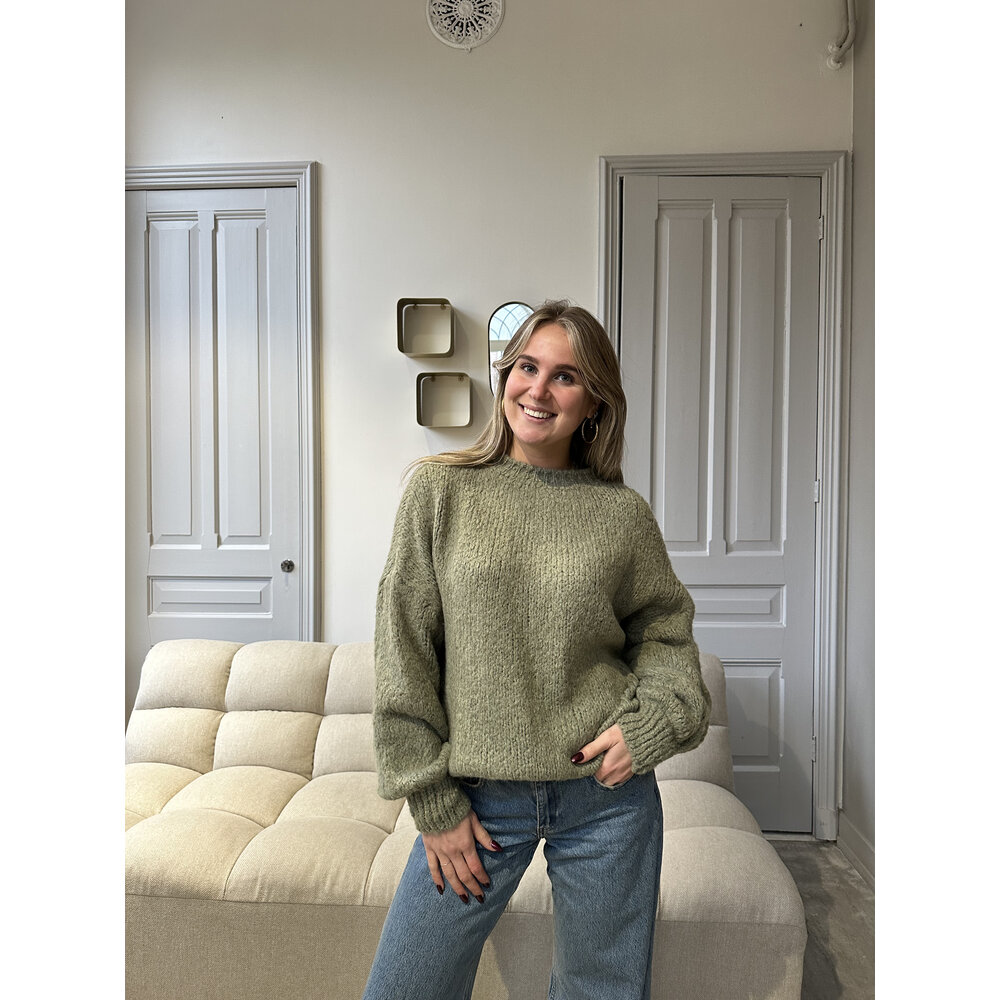 AMY SWEATER - OLIVE GREEN LOTZ & LOT AMY SWEATER - OLIVE GREEN