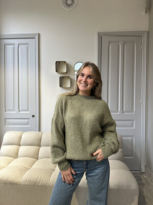 LOTZ & LOT AMY SWEATER - OLIVE GREEN LOTZ & LOT AMY SWEATER - OLIVE GREEN