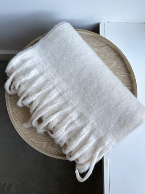 LOTZ & LOT KYRA SCARF - BEIGE LOTZ & LOT KYRA SCARF - BEIGE