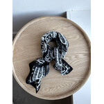 PAISLEY SCARF - BLACK/ WHITE BOW19 PAISLEY SCARF - BLACK/ WHITE