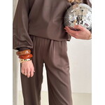 By Jam SARAH BANGLE - BROWN