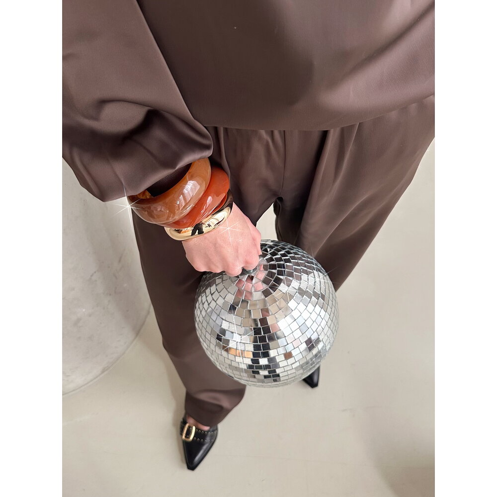 By Jam SARAH BANGLE - BROWN